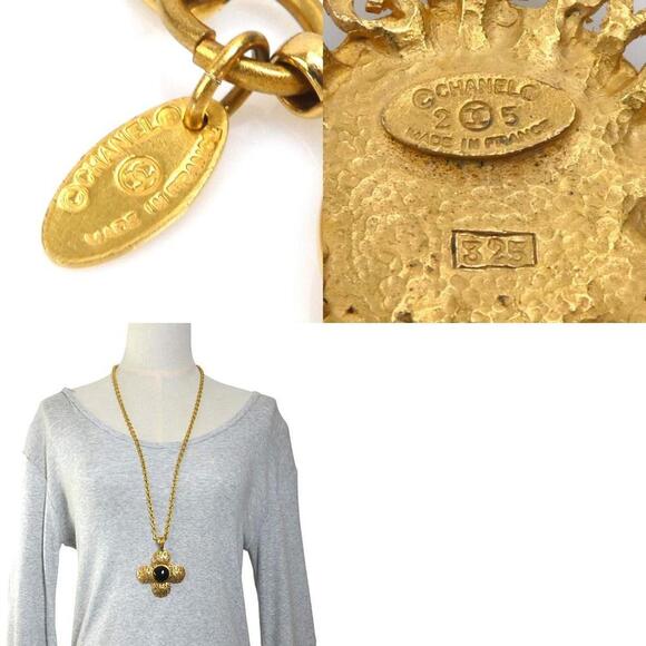 CHANEL Black Coco Mark Necklace - Picture 5 of 5